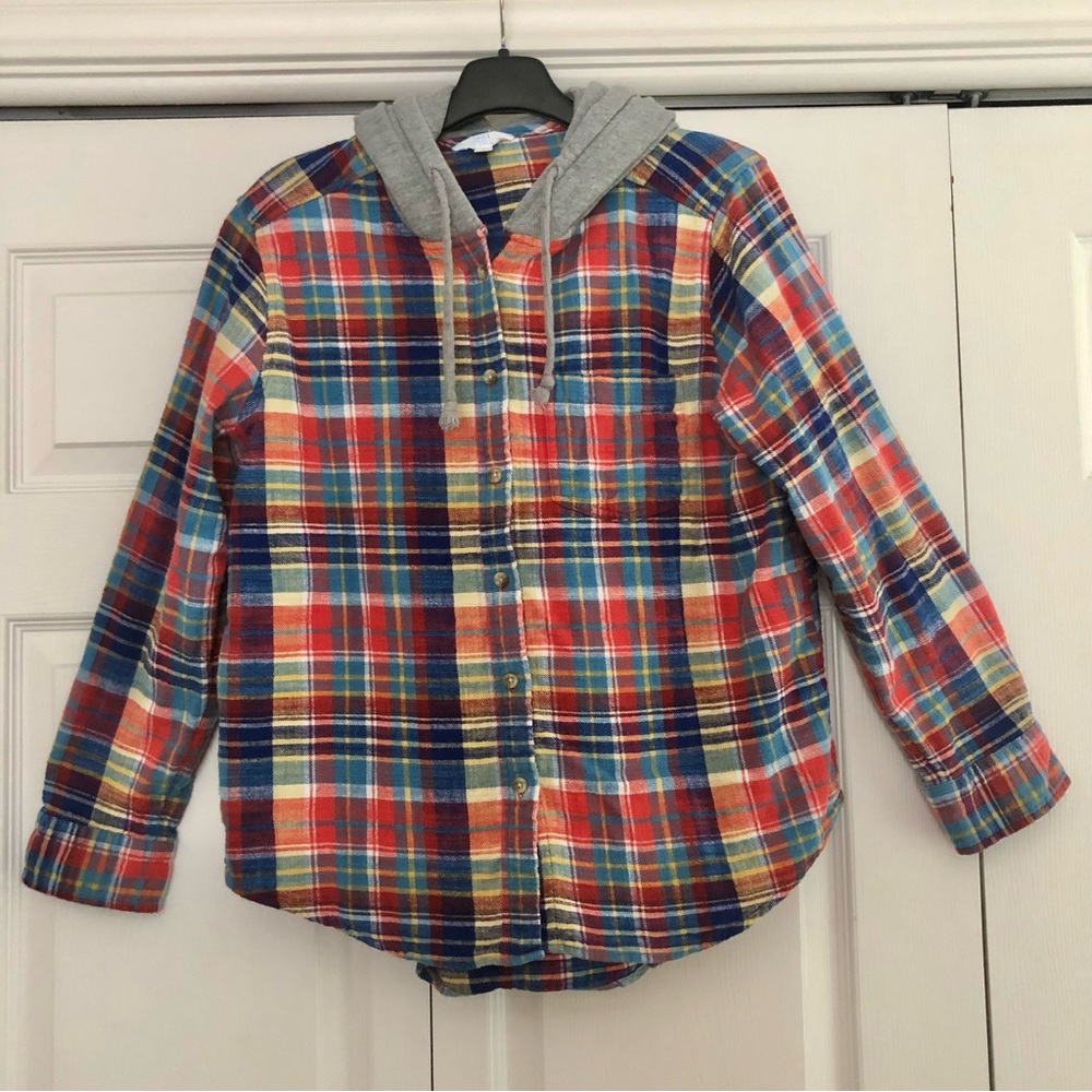 Time and Tru hooded plaid flannel button down shirt. Patch pocket on front. M.